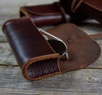 Image 2 of Glasses Case - Wine