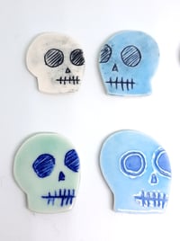 Image 4 of skull magnets