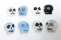 Image 1 of skull magnets