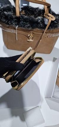 Image 8 of Ugg Bag+ purse(premium)