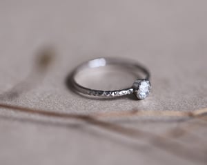 Image of Platinum, 4.0mm white Rose-cut diamond faceted ring (LON228)