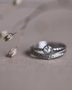 Image of Platinum, 4.0mm white Rose-cut diamond faceted ring (LON228)