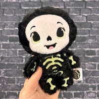 Image 2 of BITTY-  Skully *Glow In The Dark Thread!*
