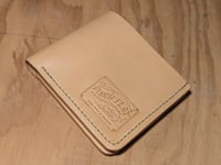 Image 2 of The Vernon Bifold (Natural/Pear)