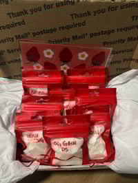 Image 2 of BERRY SAMPLE BOX