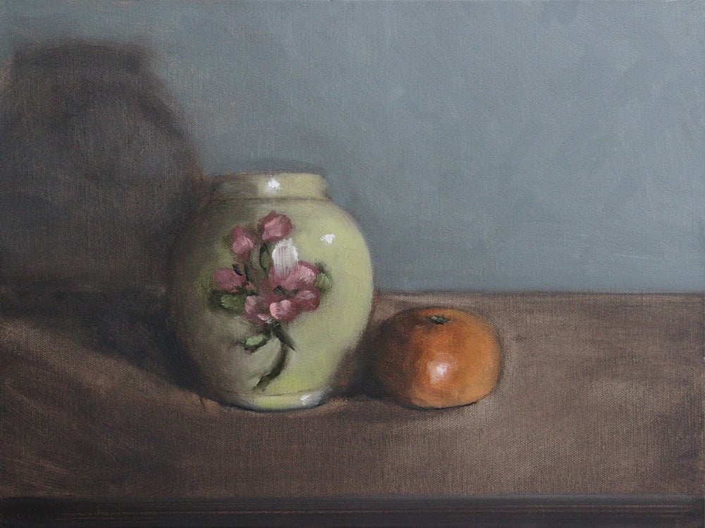 Image of Nature morte d'un petit vase avec une mandarine