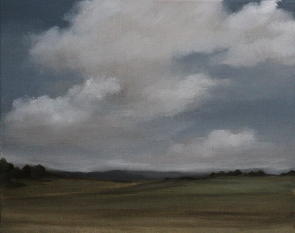 Image of Nuages sur la campagne au printemps