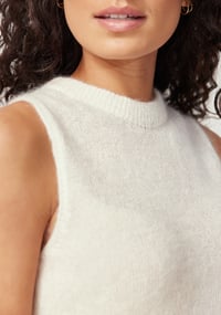 Image 5 of untouched world afra singlet alabasta