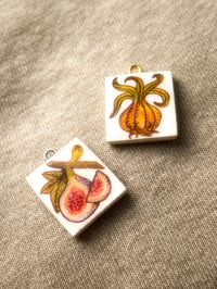 Image 2 of fig&onion