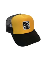 Image 1 of CJ MESH HESH TRUCKER CAP black/yellow