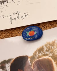 Image 1 of manos de mandarina - pin