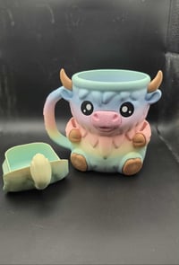 Highland Cow Ice Cream Holder 🐮🍦