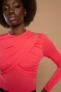 Image 2 of Top Diva rojo de Minueto