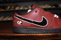Image 2 of SB DUNK LOW PRO x LIMOSINE "FOOTBALL"