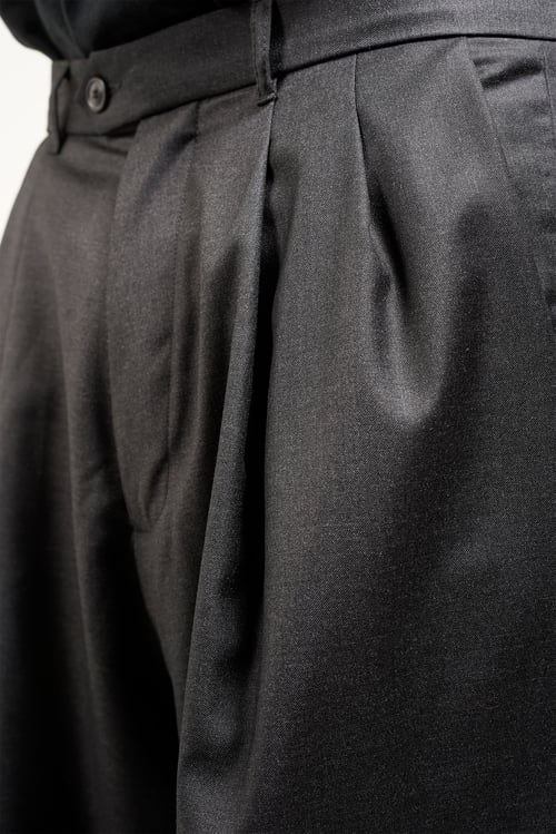 Image of Dark Grey Wool Wide Pleated Shorts