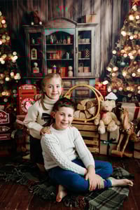 Image 1 of Christmas Mini Session £125