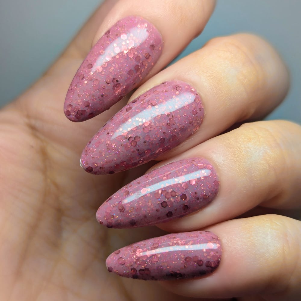 Image of Mauve-ers and Skakers