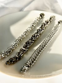 Image 2 of Minimalism | Persian Weave Chainmaille Bracelet