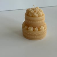 Image 1 of The Floral Tier Cake Candle