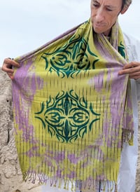 Image 2 of Insignia Series: Lemon Lavender