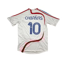 Image 2 of Paraguay Away Shirt 2007 -2008 (L) Cabañas 10