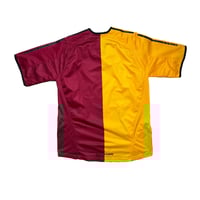 Image 2 of Galatasaray Home Shirt 2005 - 2006 (L)