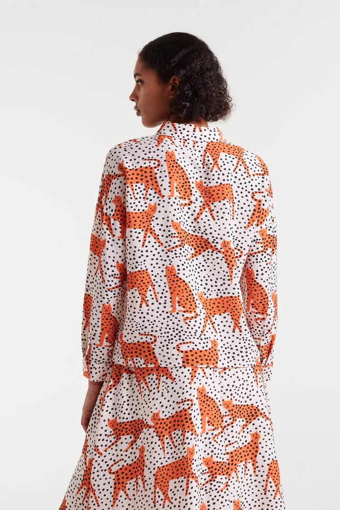 Image of Camisa Neko de Compañía Fantástica 