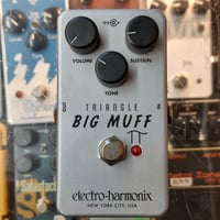 Triangle Big Muff Pi Fuzz / Distortion / Sustainer by Electro-Harmonix