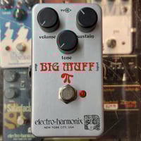  Ram’s Head Big Muff Pi Fuzz / Distortion / Sustainer by Electro-Harmonix
