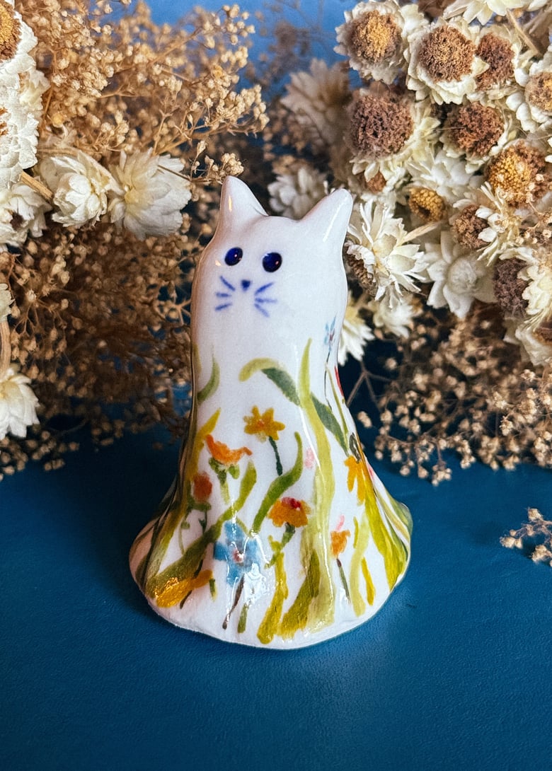 Image of Porcelain Kitten Ghost - Wildflower 