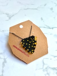 Flat Triangle Black and Yellow
