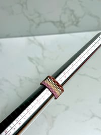 Image 1 of Silver/pink Size 7 (Aprox), Two side Ring 