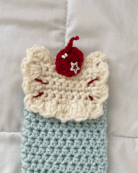 Image 4 of kitty cream soda pouches