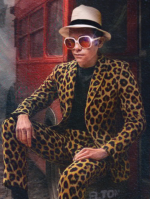 Image of Elton on the Buses