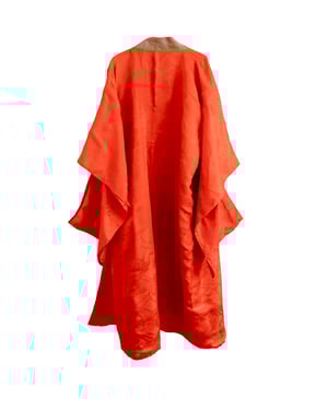 Image of Silke kimono dame - i koralrød m. indvævede krysantemum og grå krave
