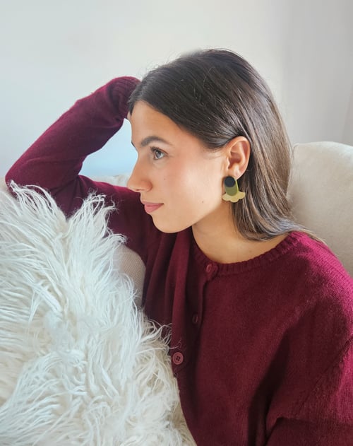 Image of Pendientes IZADI - Verde caqui