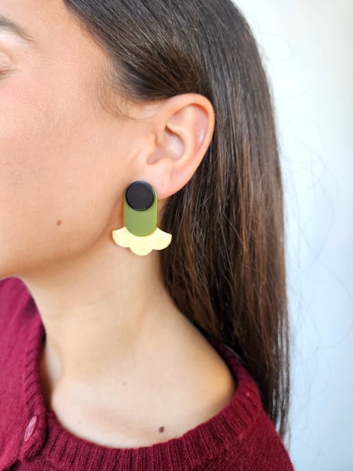 Image of Pendientes IZADI - Verde caqui