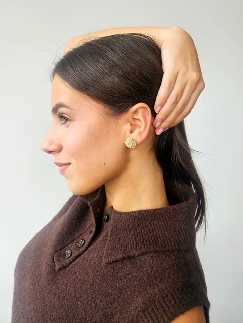 Image of Pendientes DAHLIA - Beige topo