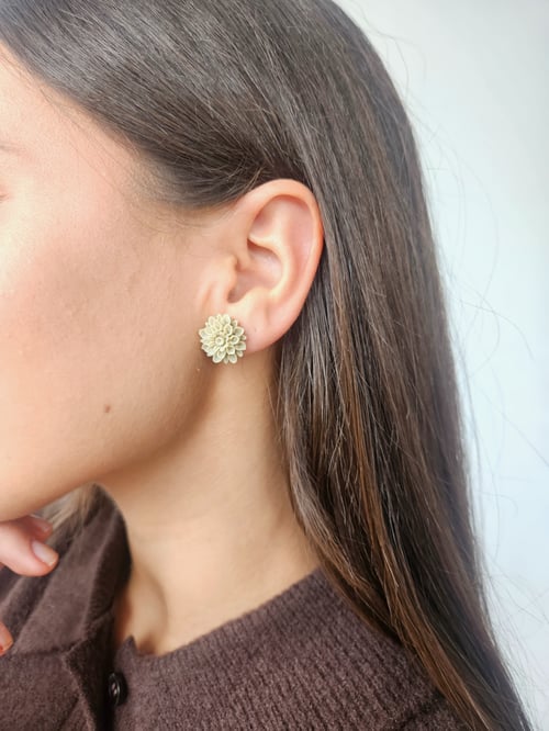 Image of Pendientes DAHLIA - Beige topo