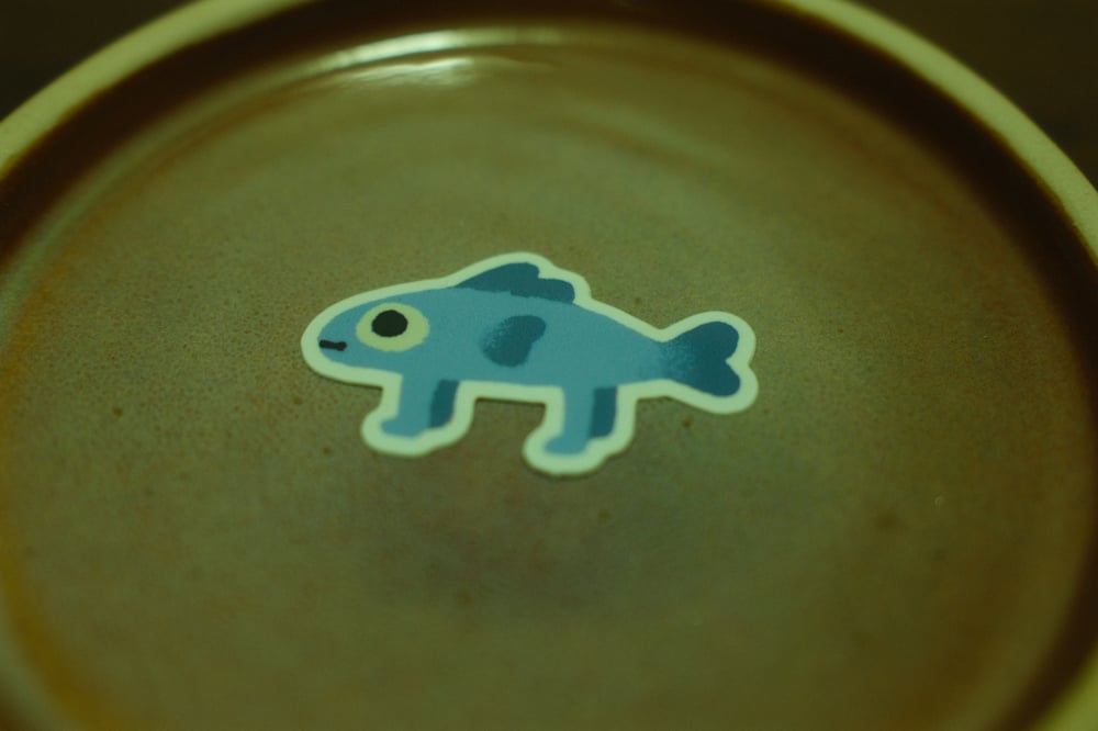 Image of Sticker Poisson-Chien 2