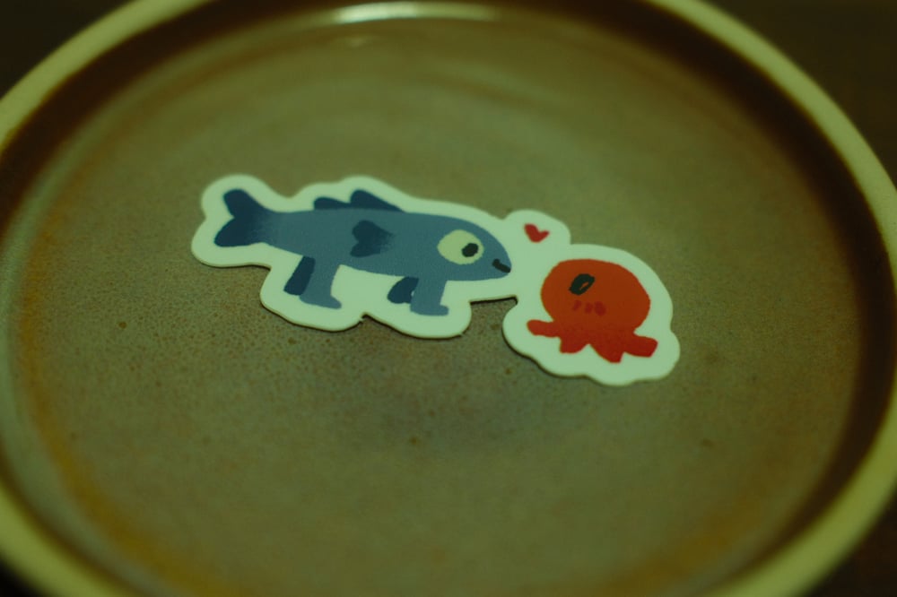 Image of Sticker Poisson-Chien 1