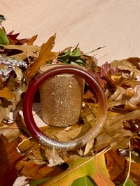 Image 1 of Brune écureuil & noisettes 