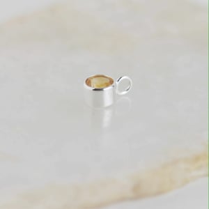 Image of Honey yellow Citrine round cut silver necklace