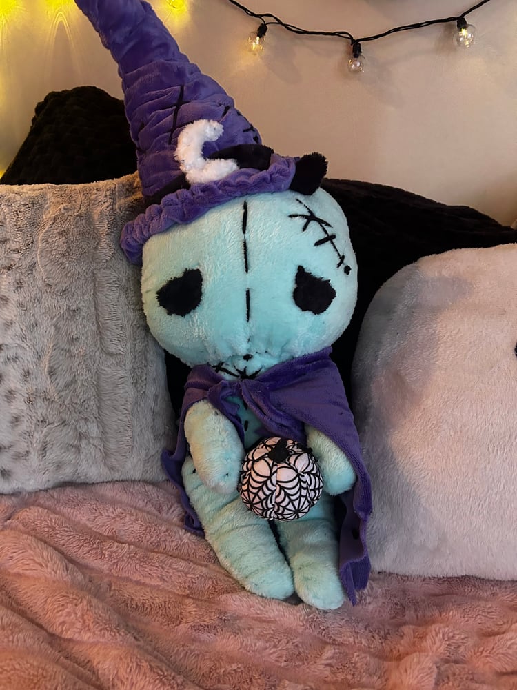 Image of Witchy Gibbie