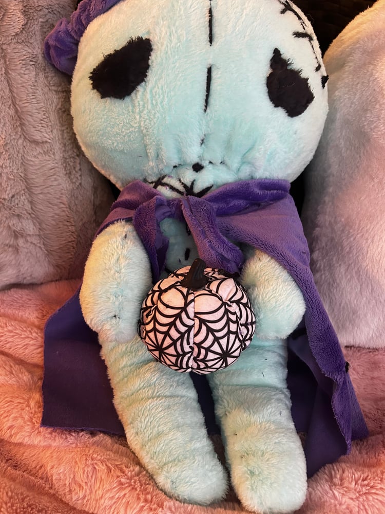 Image of Witchy Gibbie