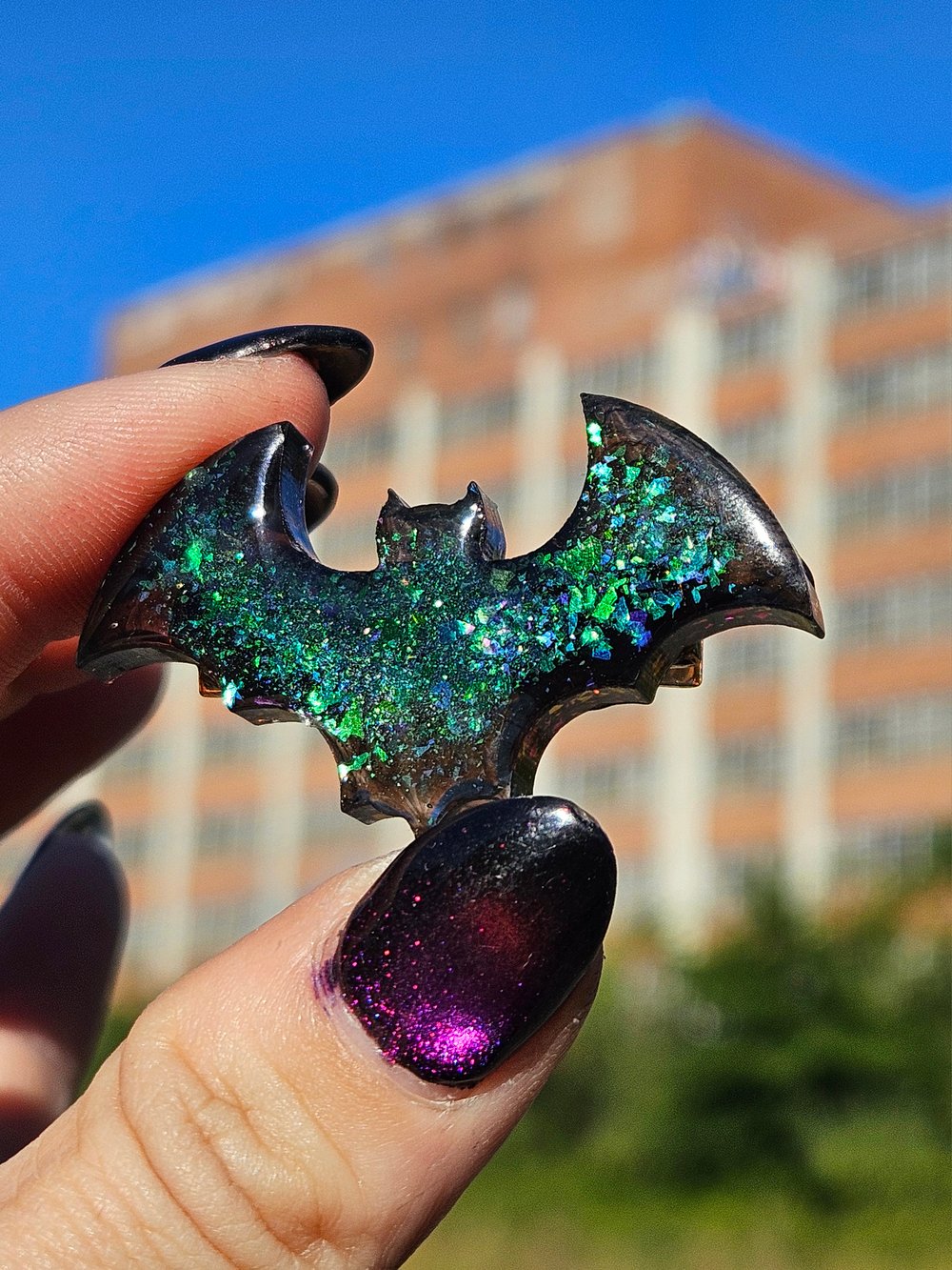 Image of Green/ Blue Colorshifting Bat Barrettes