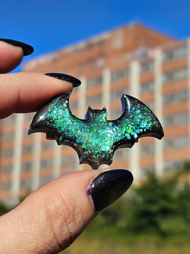 Image of Green/ Blue Colorshifting Bat Barrettes