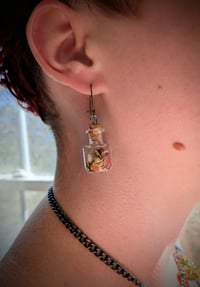 Image 4 of Three Dark Crowns - Poisoner Jewelry Set