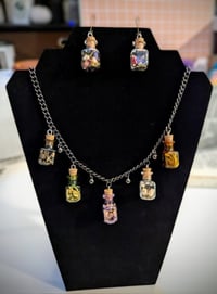 Image 5 of Three Dark Crowns - Poisoner Jewelry Set