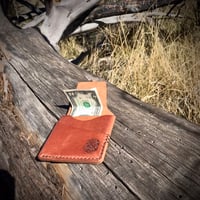 Image 11 of Coddiwompler Wallet, Hermann Oak Series